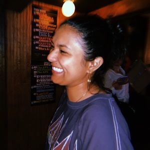 Meet your Posher, Joy